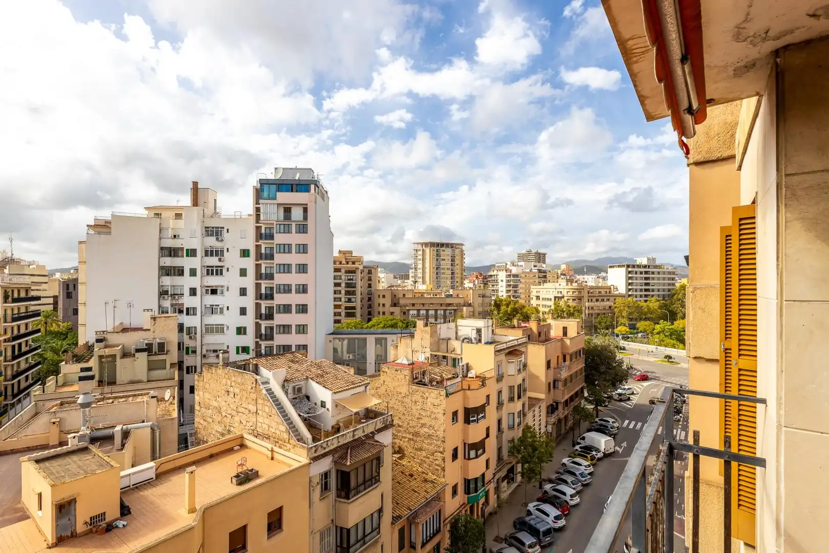 Vista exterior de Pis en venda en  Palma de Mallorca amb Aire condicionat, Terrassa i Balcó