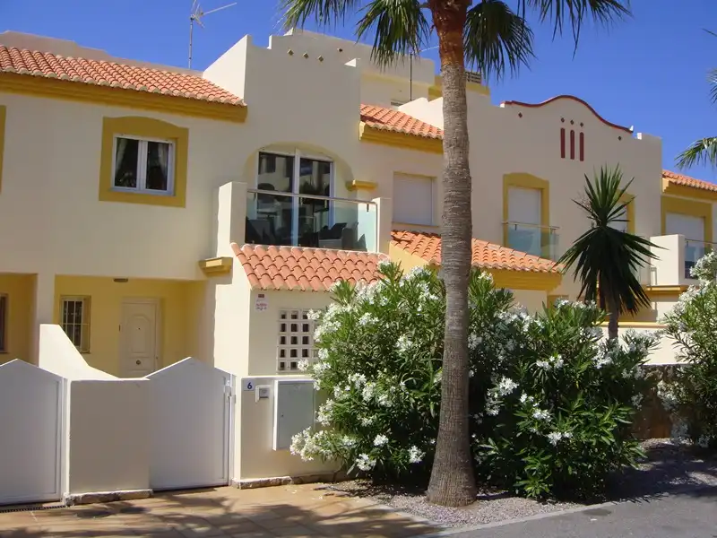 Reihenhaus mit Pool zum Verkauf in Calle Salsona, imagen 3