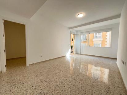 Exterior view of Flat to rent in Fuengirola  with Air Conditioner, Terrace and Washing machine