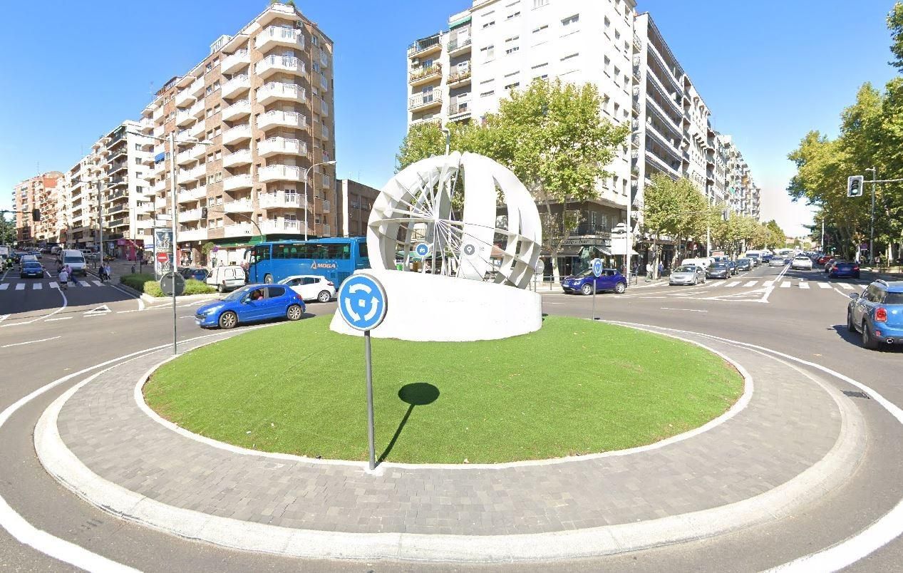 Vista exterior de Garatge de lloguer en Salamanca Capital