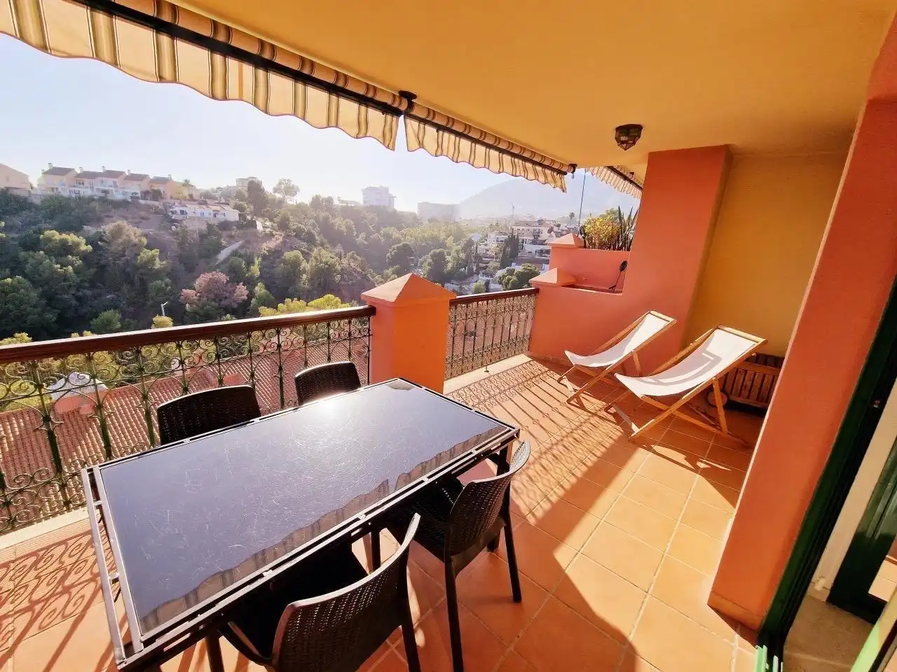 Terraza de Apartamento en venta en Fuengirola con Aire acondicionado, Jardín privado y Terraza