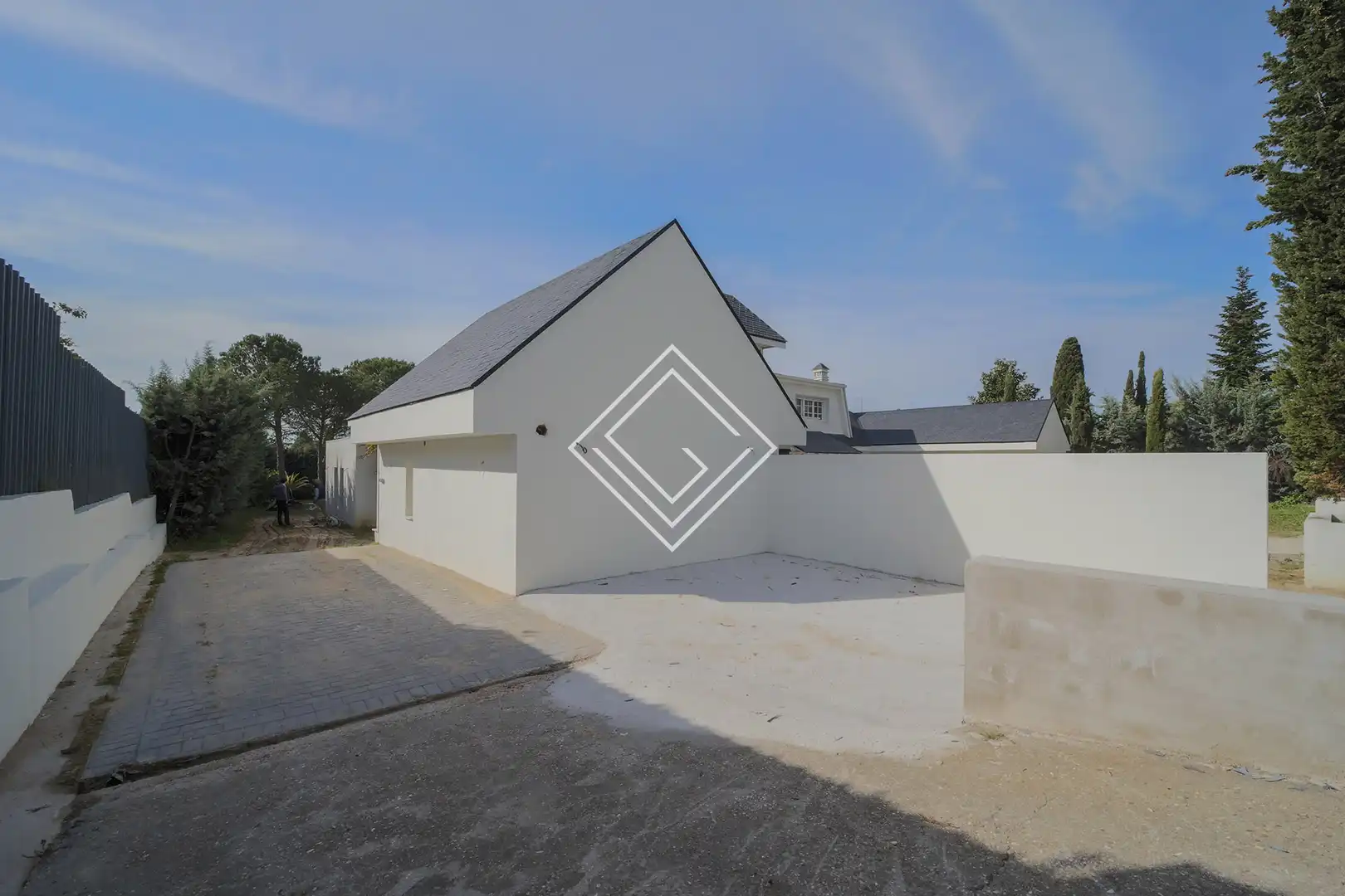 Vista exterior de Casa o chalet en venta en Las Rozas de Madrid con Aire acondicionado, Calefacción y Jardín privado