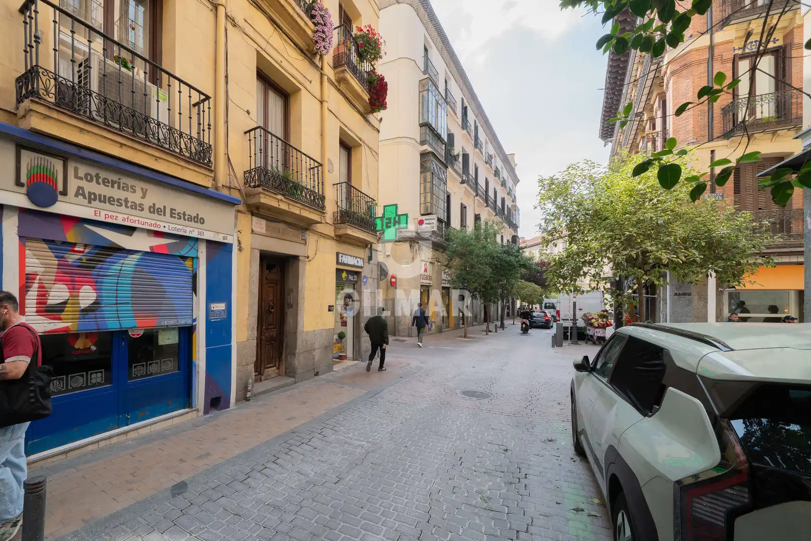 Exterior view of Flat for sale in Madrid  with Heating