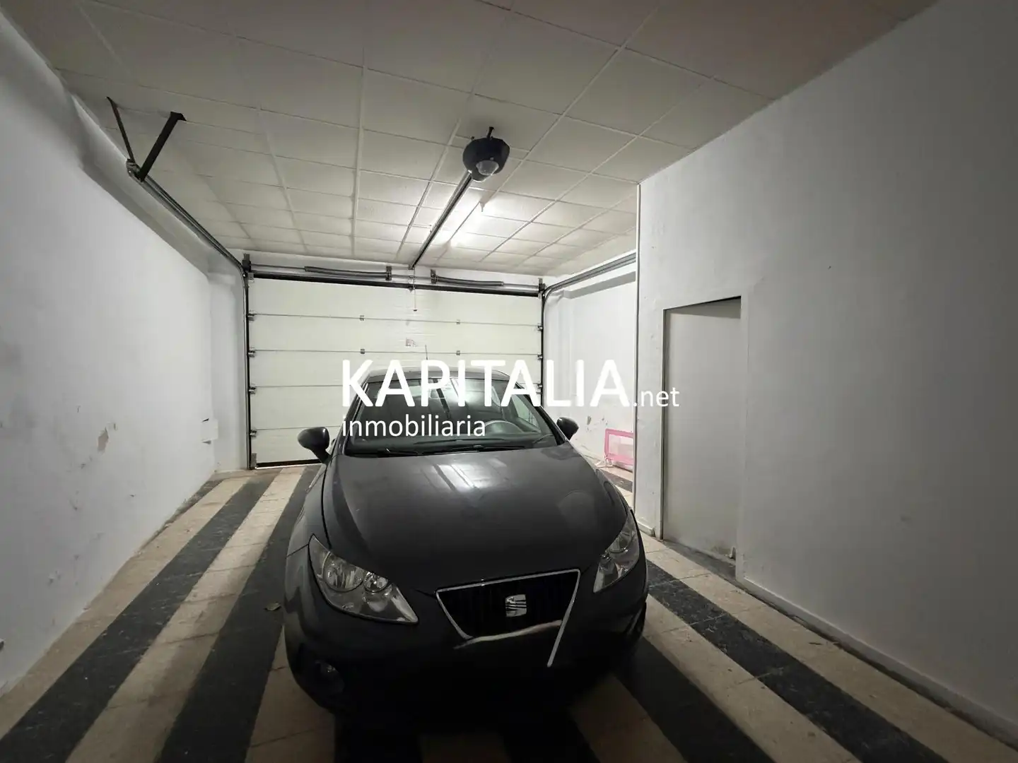 Parkplatz von Haus oder Chalet zum Verkauf in Ontinyent mit Klimaanlage, Terrasse und Abstellraum