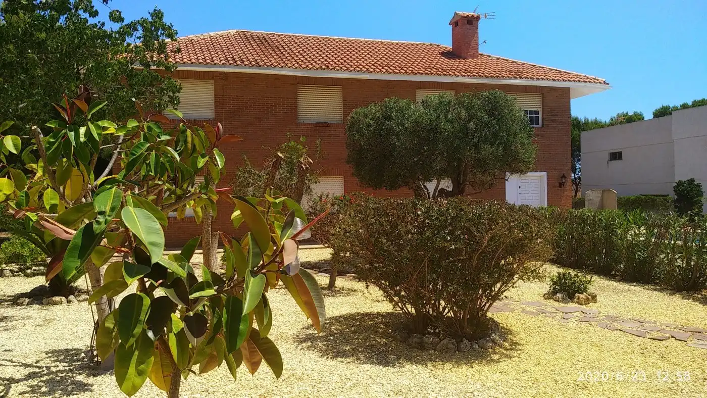 Exterior view of Houses for sale in La Nucia  with Private garden, Terrace and Storage room