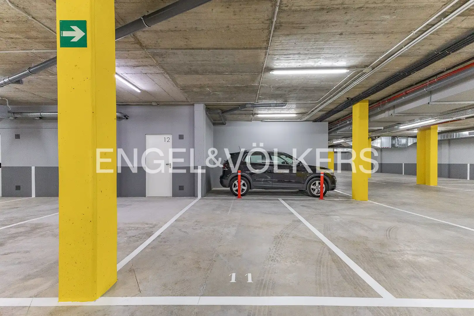 Parking de Planta baja de alquiler en Sabadell con Aire acondicionado, Calefacción y Terraza