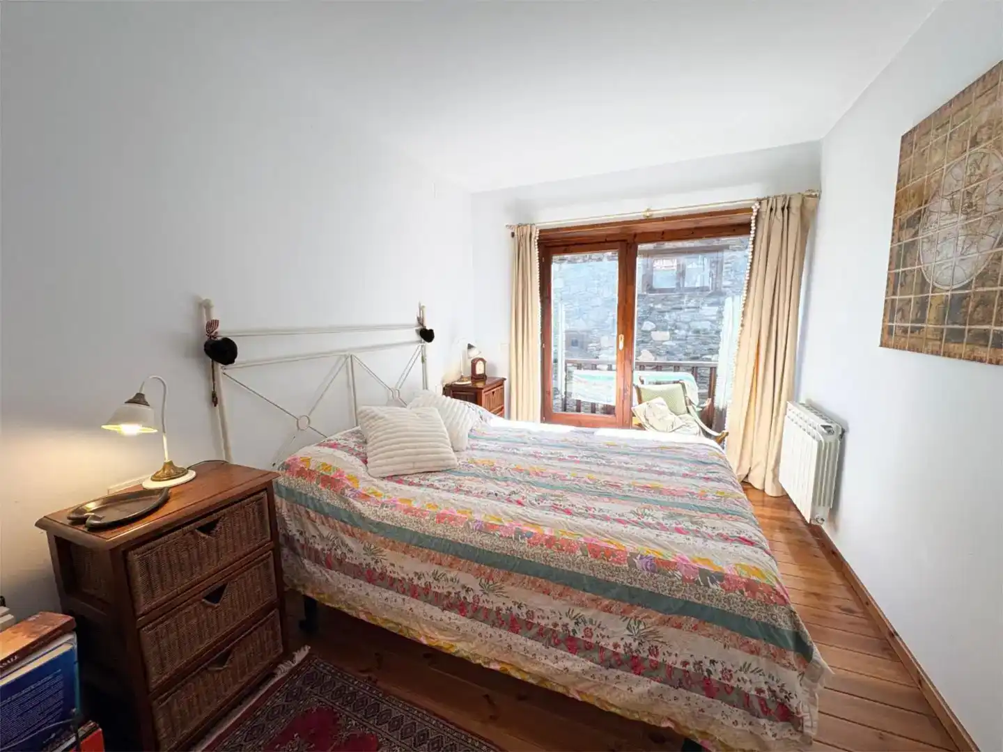 Habitación de Piso de alquiler en Naut Aran con Parquet, Amueblado y Balcón