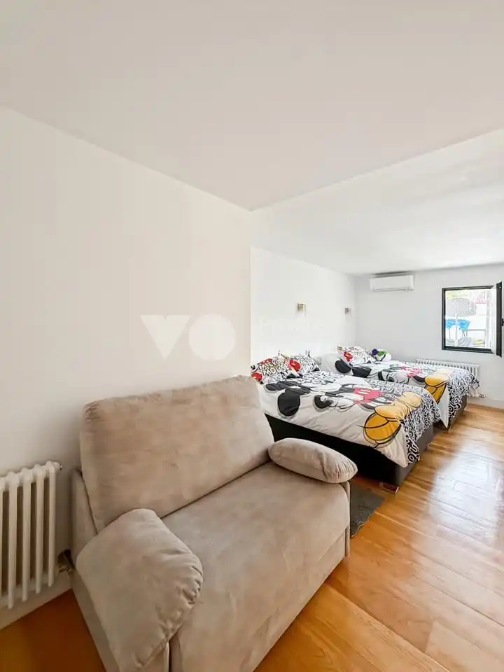 Bedroom of Houses for sale in Villanueva de la Cañada  with Air Conditioner, Heating and Private garden
