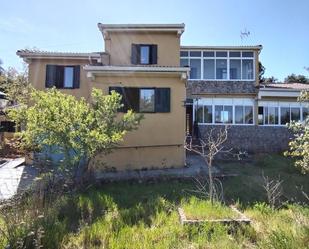 Vista exterior de Casa o xalet en venda en El Espinar amb Terrassa