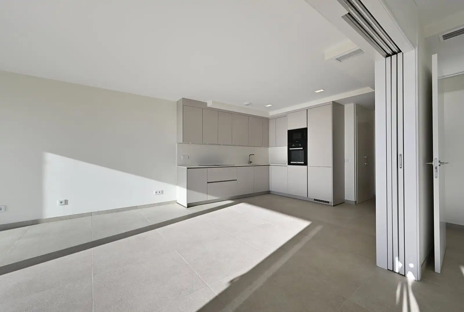 Apartamento con piscina en venta en Riviera del Sol, imagen 33