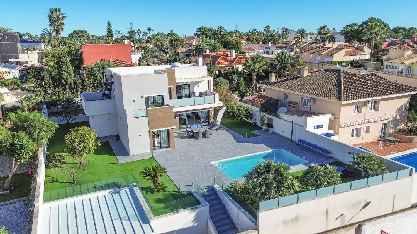 Exterior view of Houses for sale in Orihuela  with Air Conditioner, Heating and Private garden