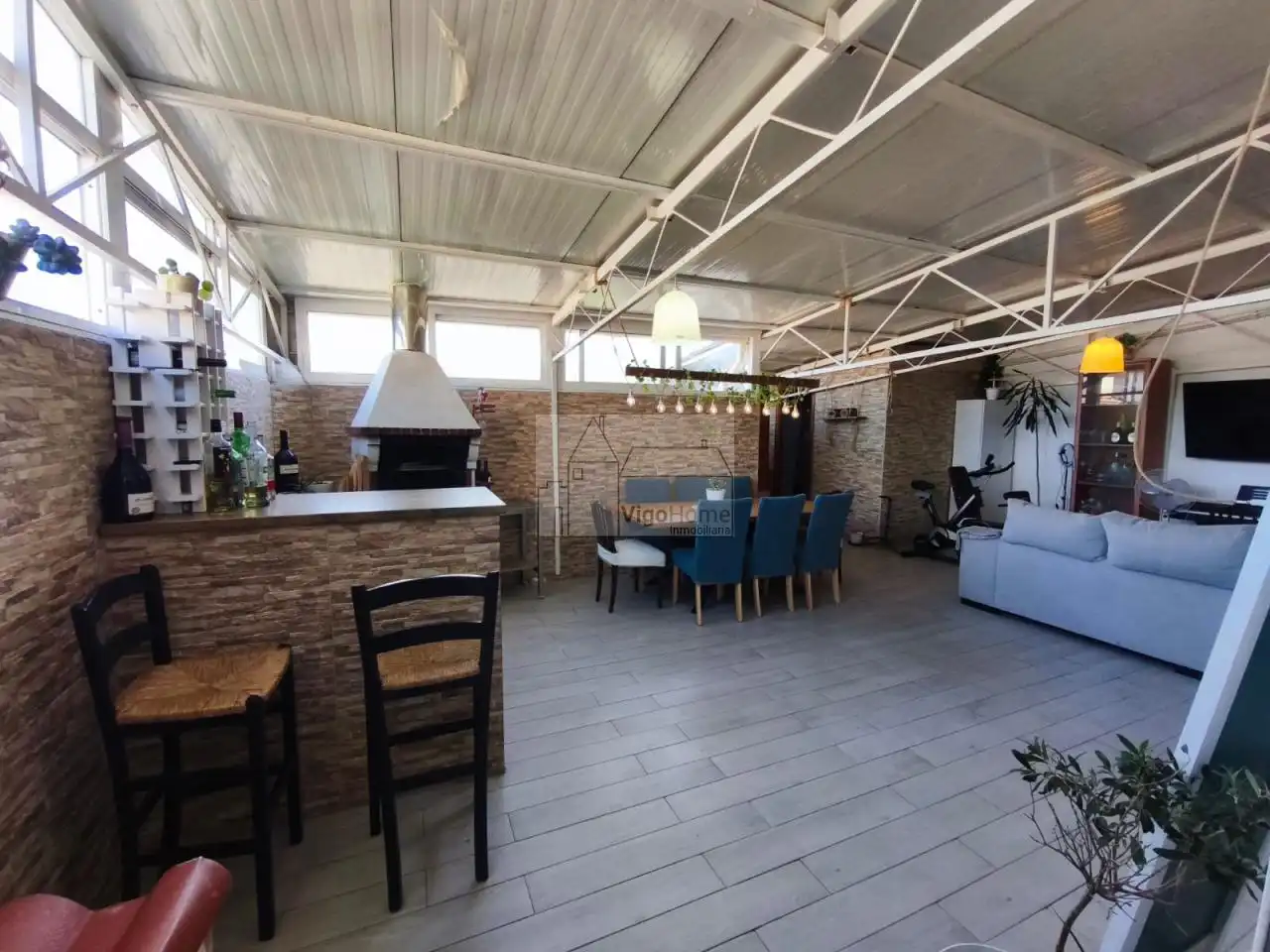 Terraza de Piso en venta en Vigo  con Calefacción, Terraza y Trastero
