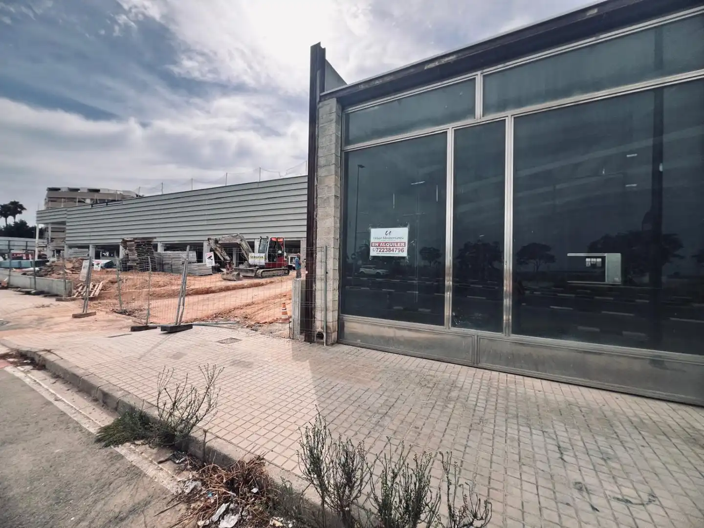 Industrial building to rent in Senda 2, imagen 2
