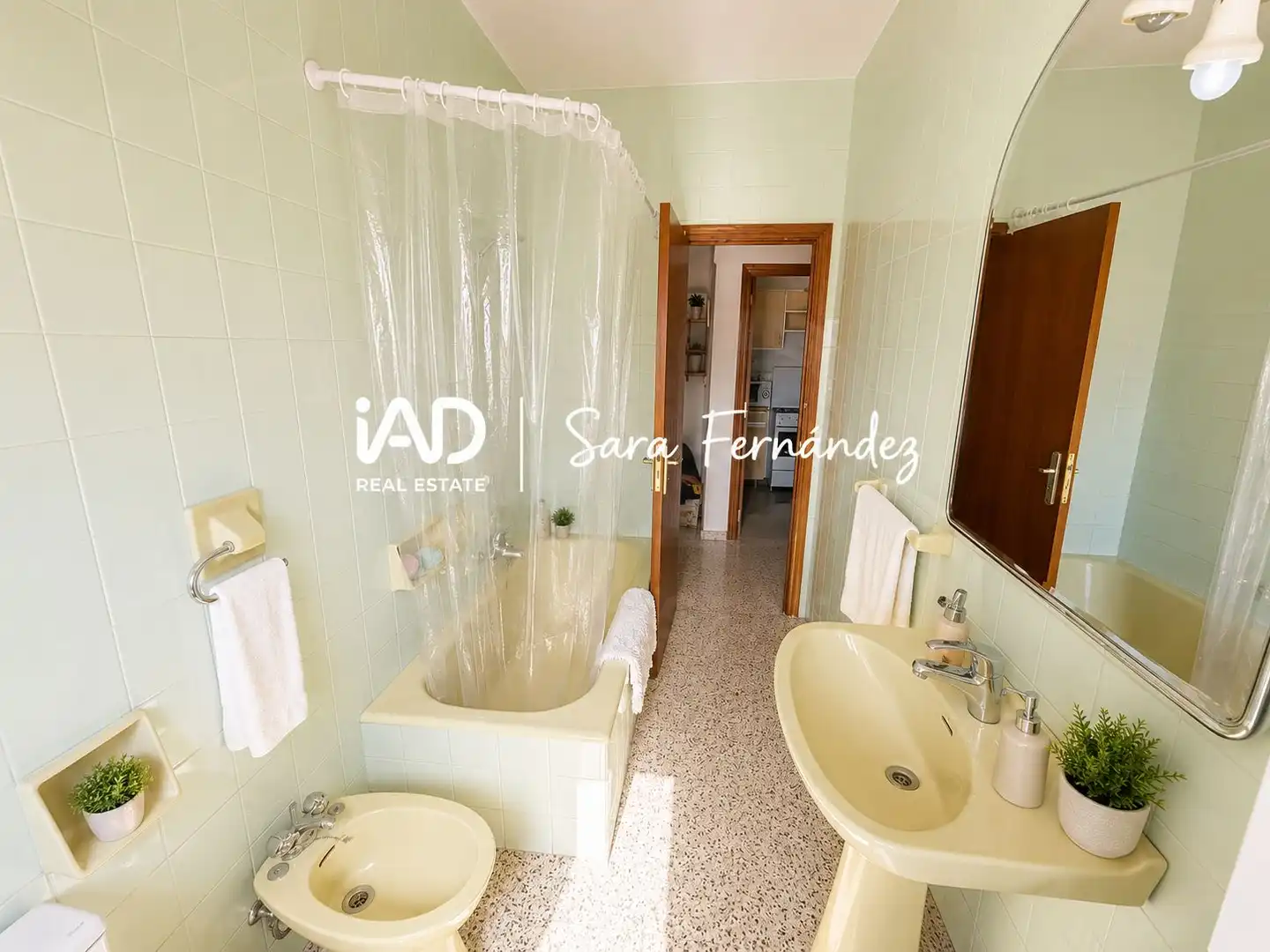 Baño de Edificio en venta en Puebla de Sanabria