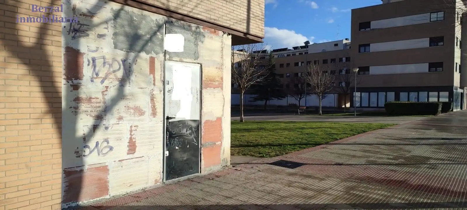 Außenansicht von Geschaftsraum zur Miete in Lardero