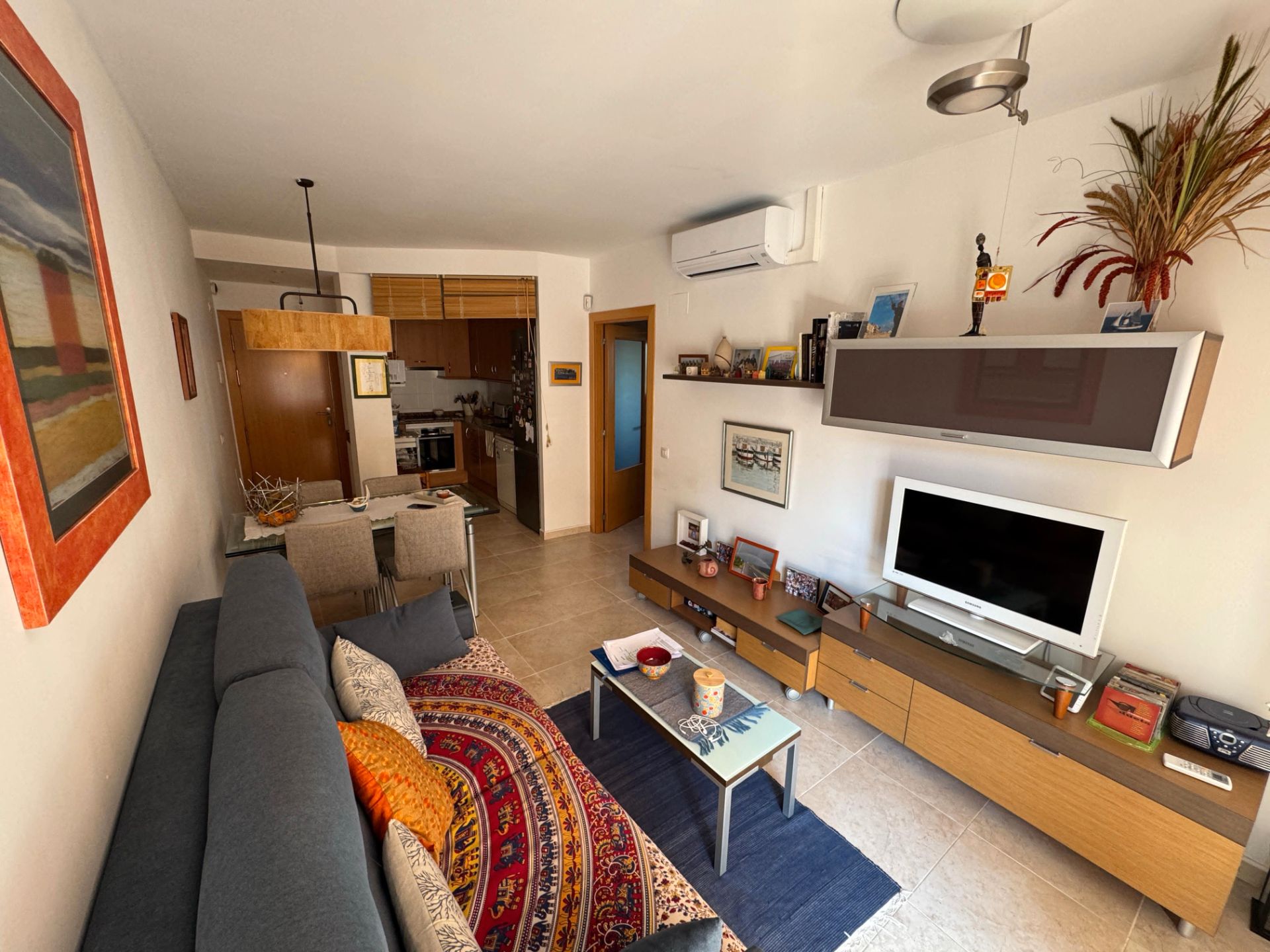 Living room of Apartment to rent in Palamós  with Air Conditioner, Heating and Furnished