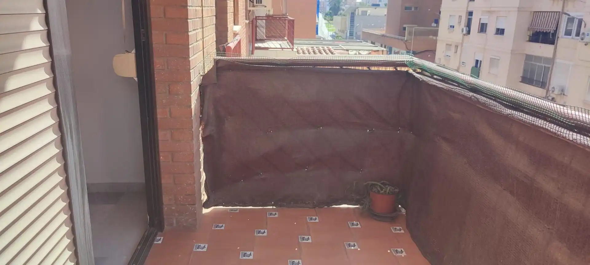 Piso con terraza en venta en Paseo Paseo Tilos