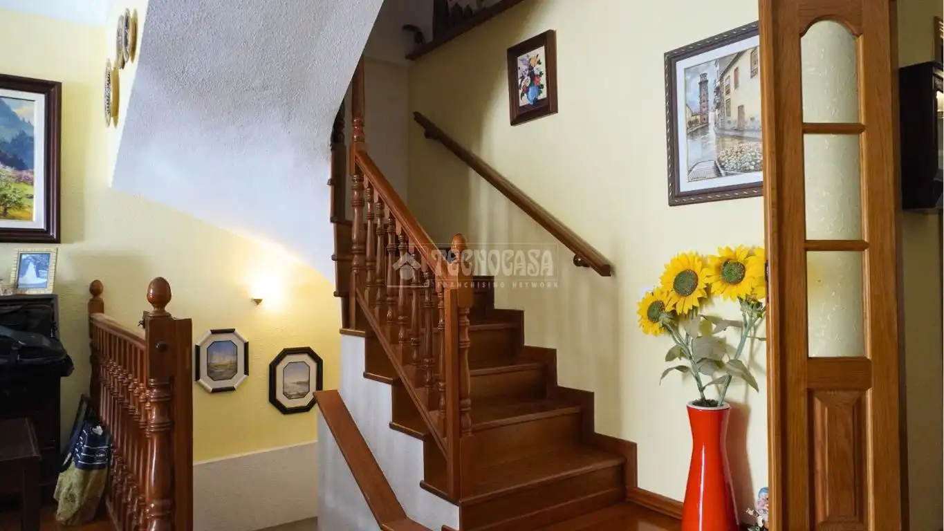 Detached homes for sale in San Cristóbal de la Laguna  with Terrace and Furnished