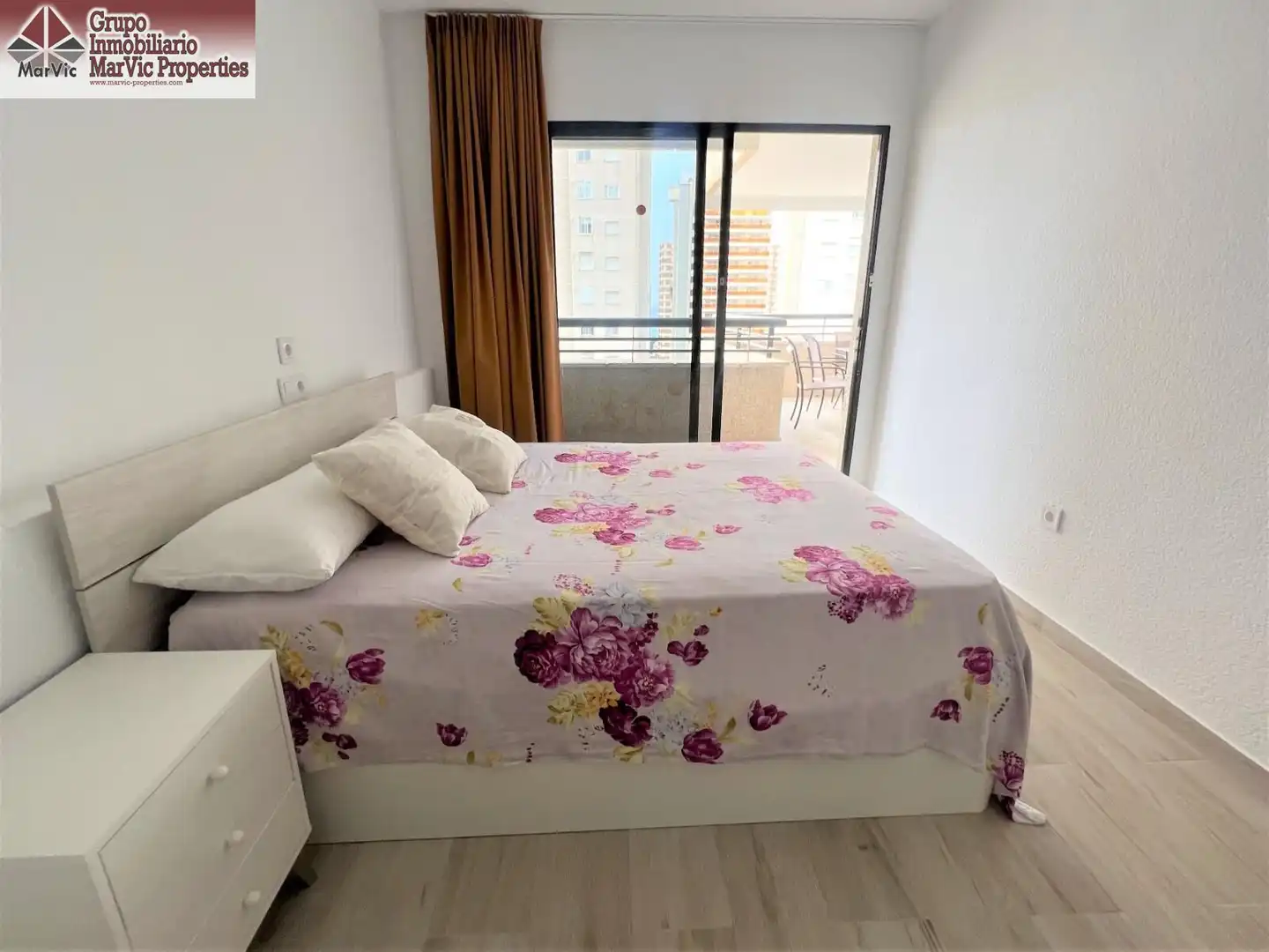 Bedroom of Flat for rent in Benidorm  with Air Conditioner, Terrace and Furnished