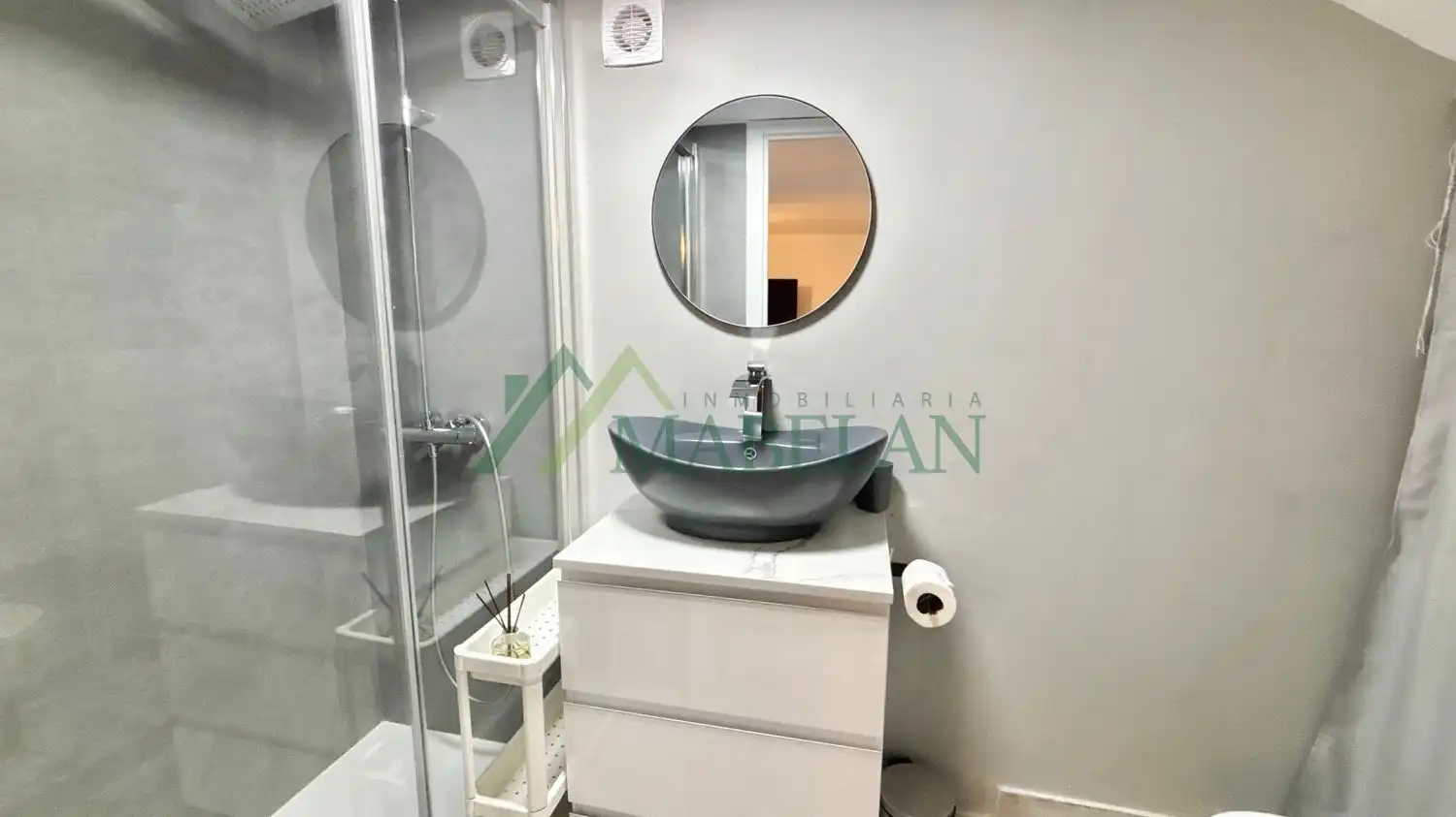 Bathroom of Flat for rent in Las Rozas de Madrid  with Air Conditioner
