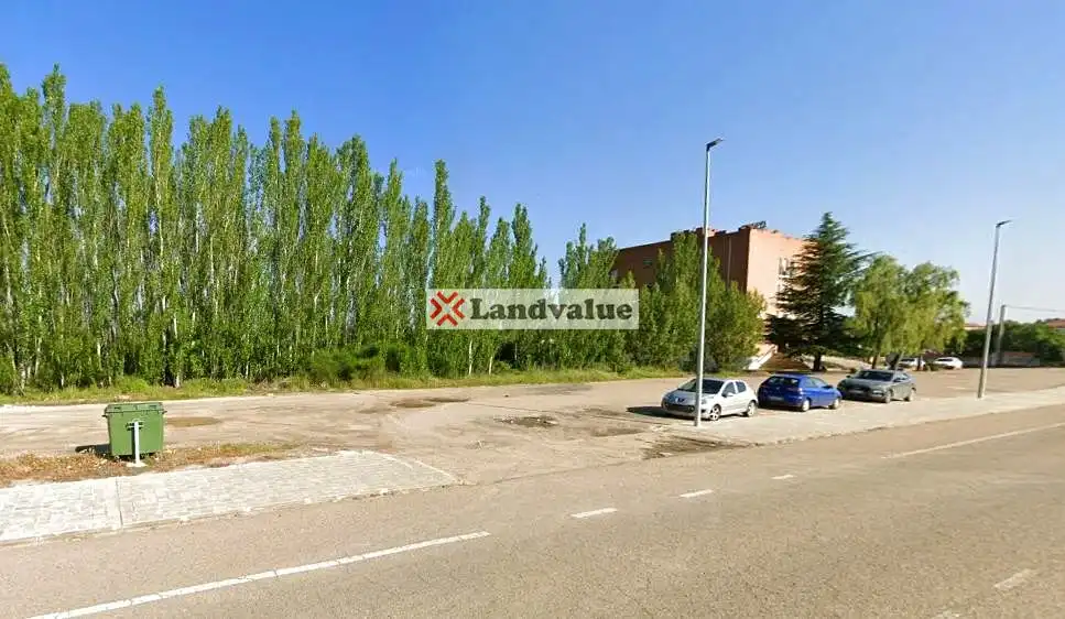 Terreny industrial en venda en Monzón de Campos