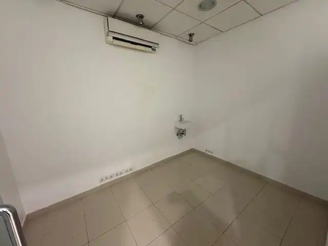 Local comercial de lloguer a Centro, imagen 7