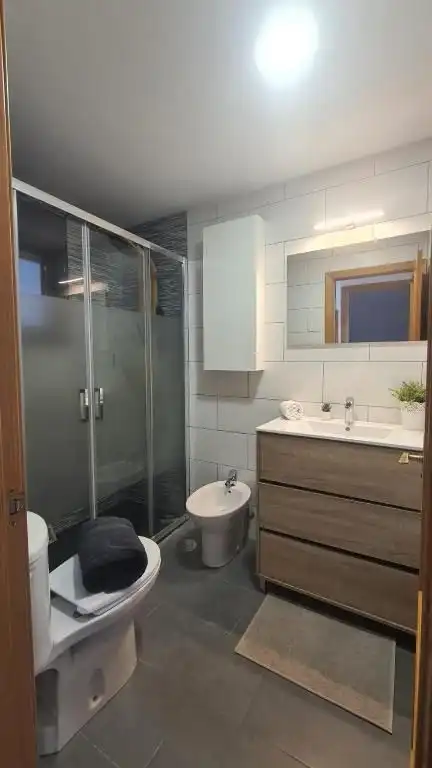 Bany de Casa o xalet en venda en La Oliva amb Jardí privat i Piscina comunitària