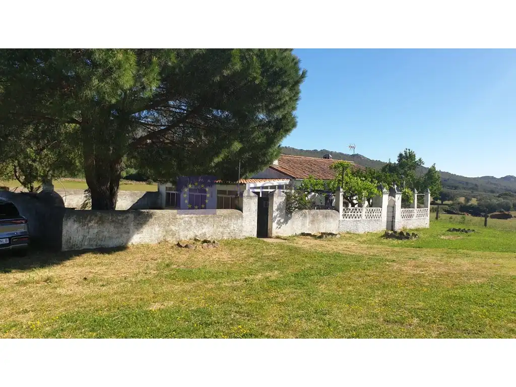 Houses for sale in Plaza Manuel De Falla, Zona Norte - Hospital - Urbanizaciones