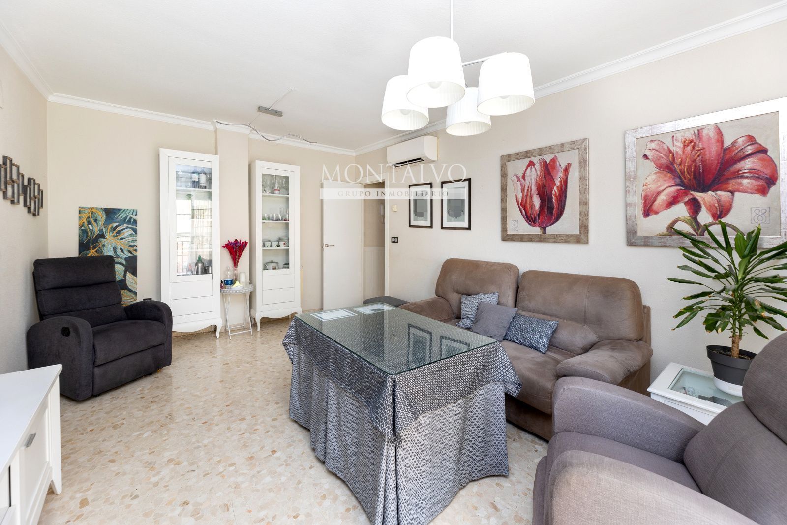 Living room of Flat for sale in Maracena  with Air Conditioner, Terrace and Storage room