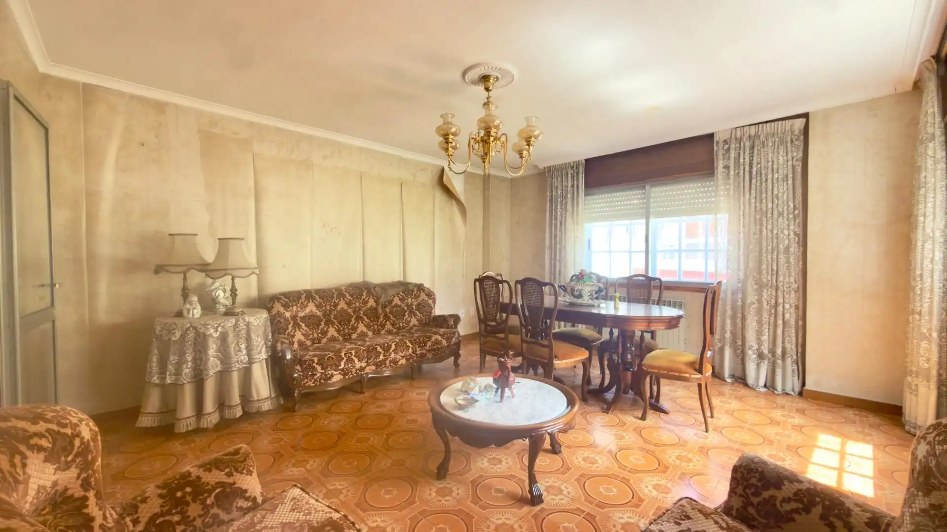 Wohnzimmer von Gebäude zum Verkauf in O Carballiño  