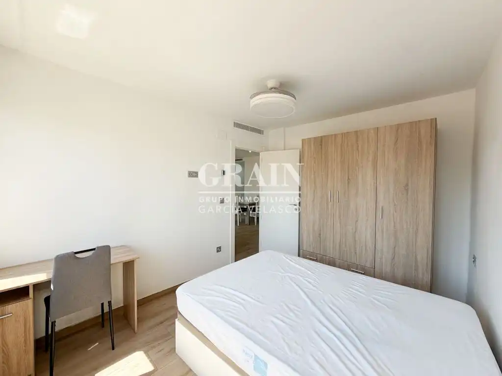 Piso con terraza en venta en Ensanche - Franciscanos, imagen 10