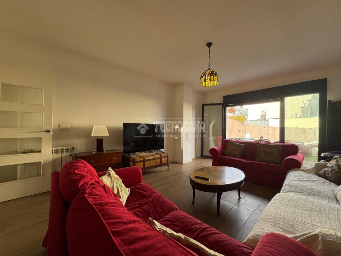 Casa adosada en venda a Las Castañeras - Bulevar