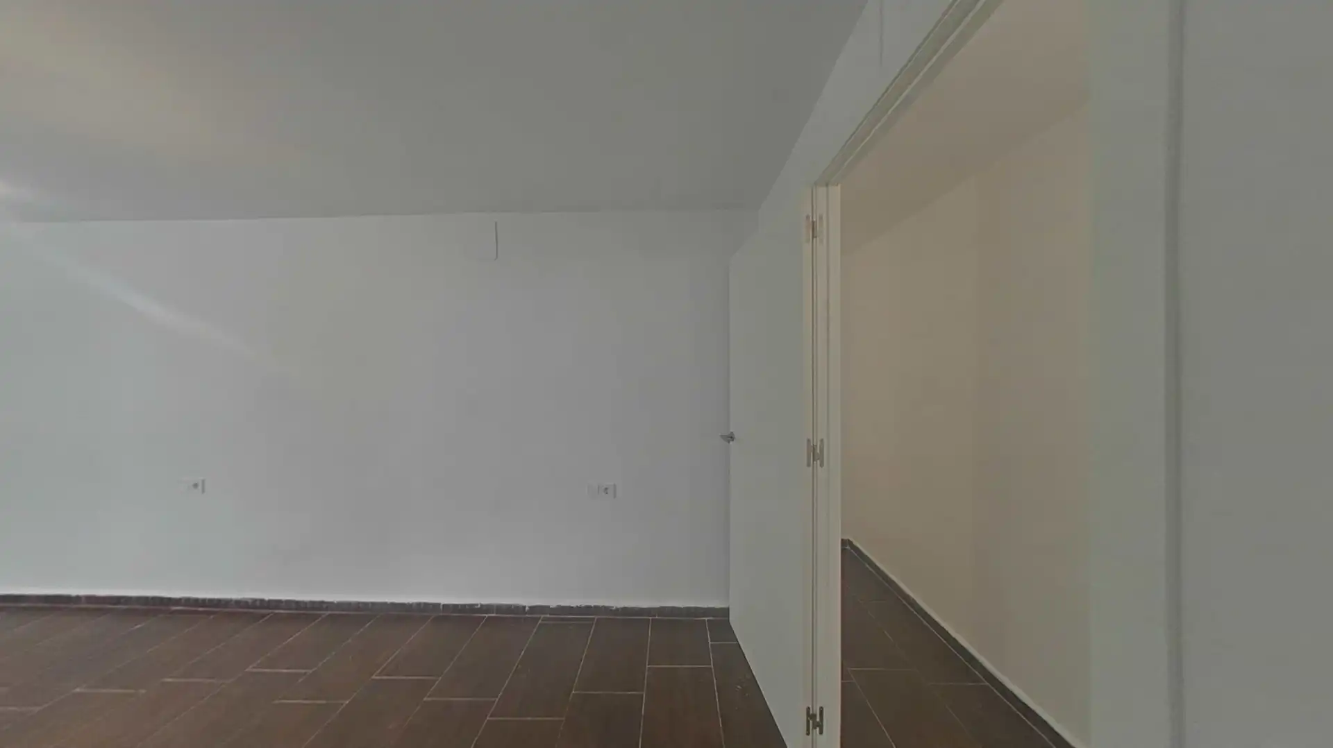 Piso en venta en L'Hospitalet de Llobregat con Balcón