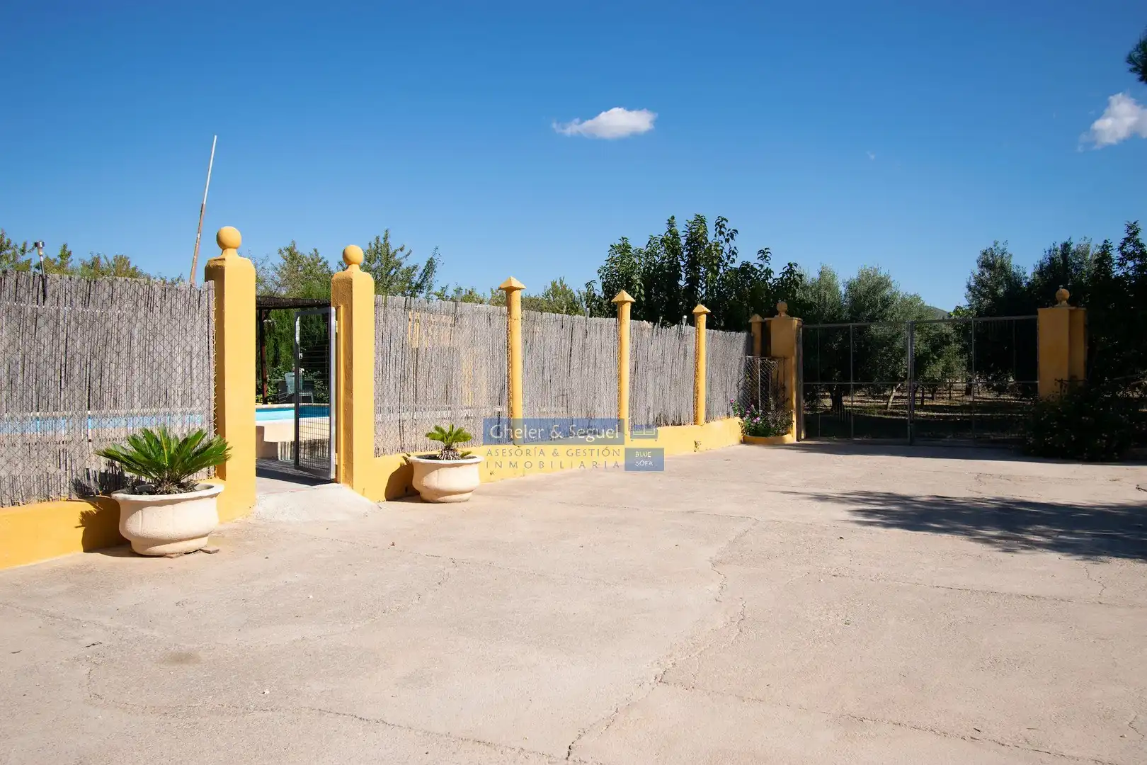 Jardí de Finca rústica en venda en Llíria