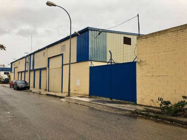 Nave industrial en Venta en Loja