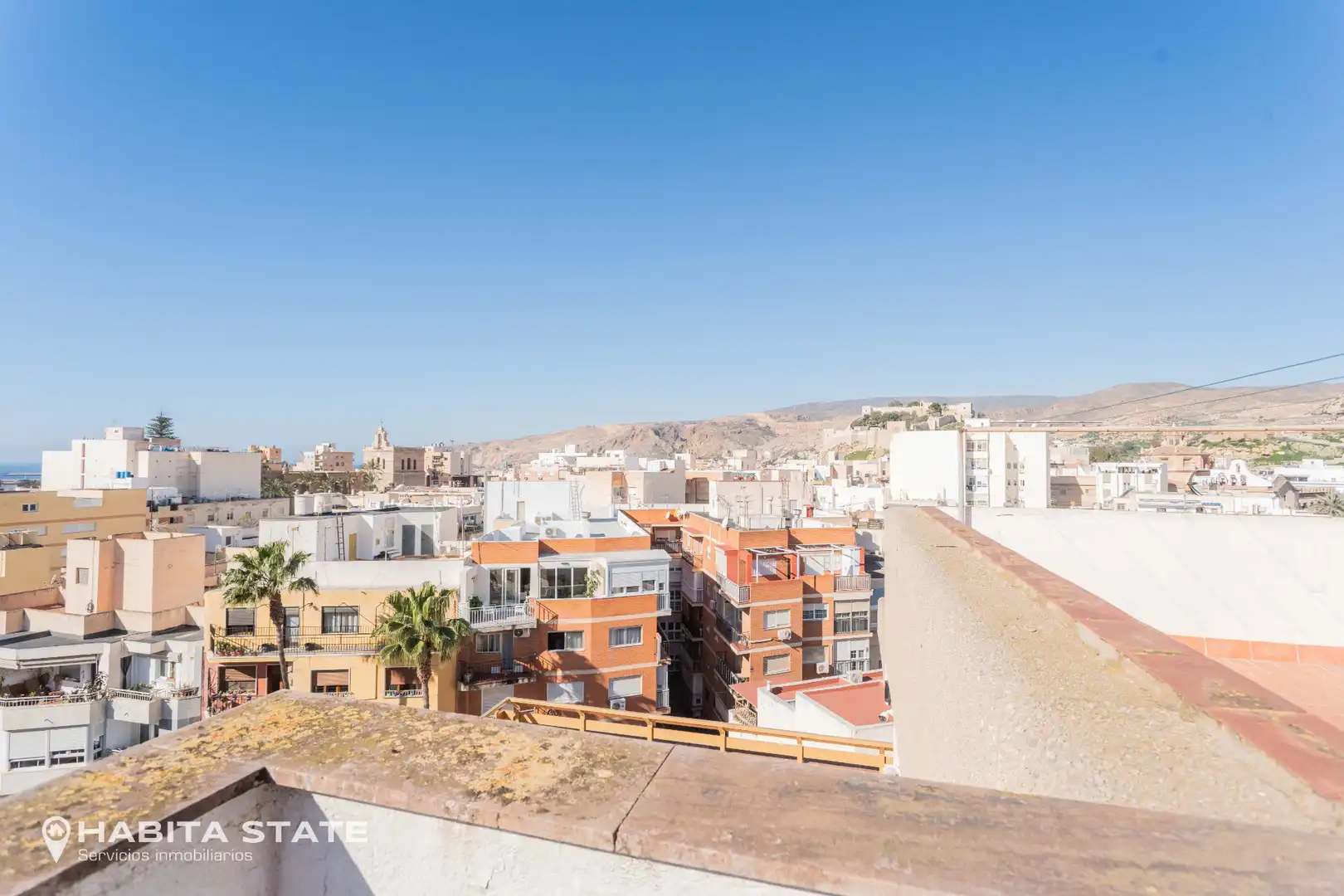 Exterior view of Flat for sale in Almería  with Air Conditioner, Heating and Oven