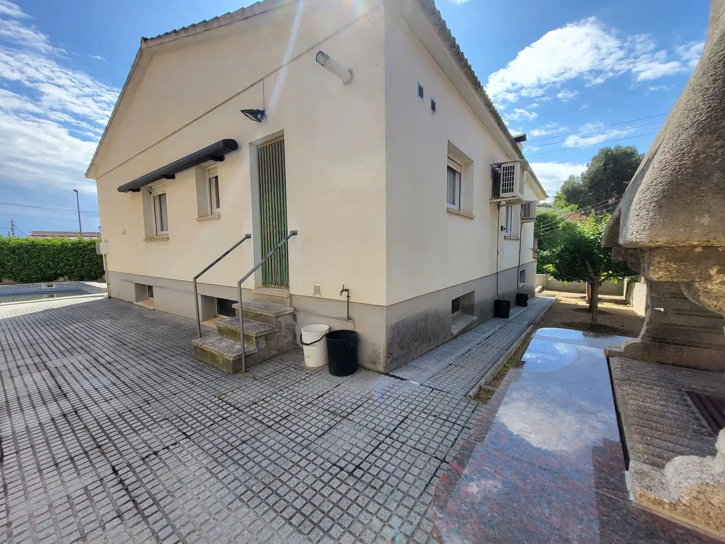 Casa amb jardí en venda a roger de lluria, imagen 9