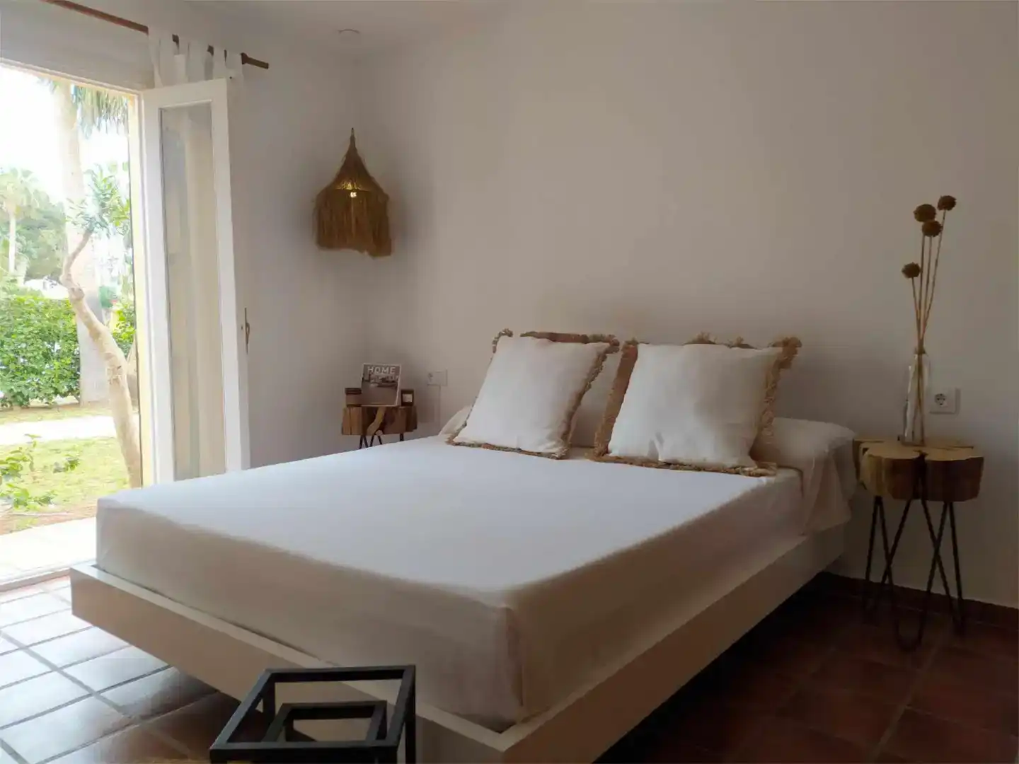 Dormitori de Casa adosada de lloguer en Ciutadella de Menorca amb Aire condicionat, Jardí privat i Piscina