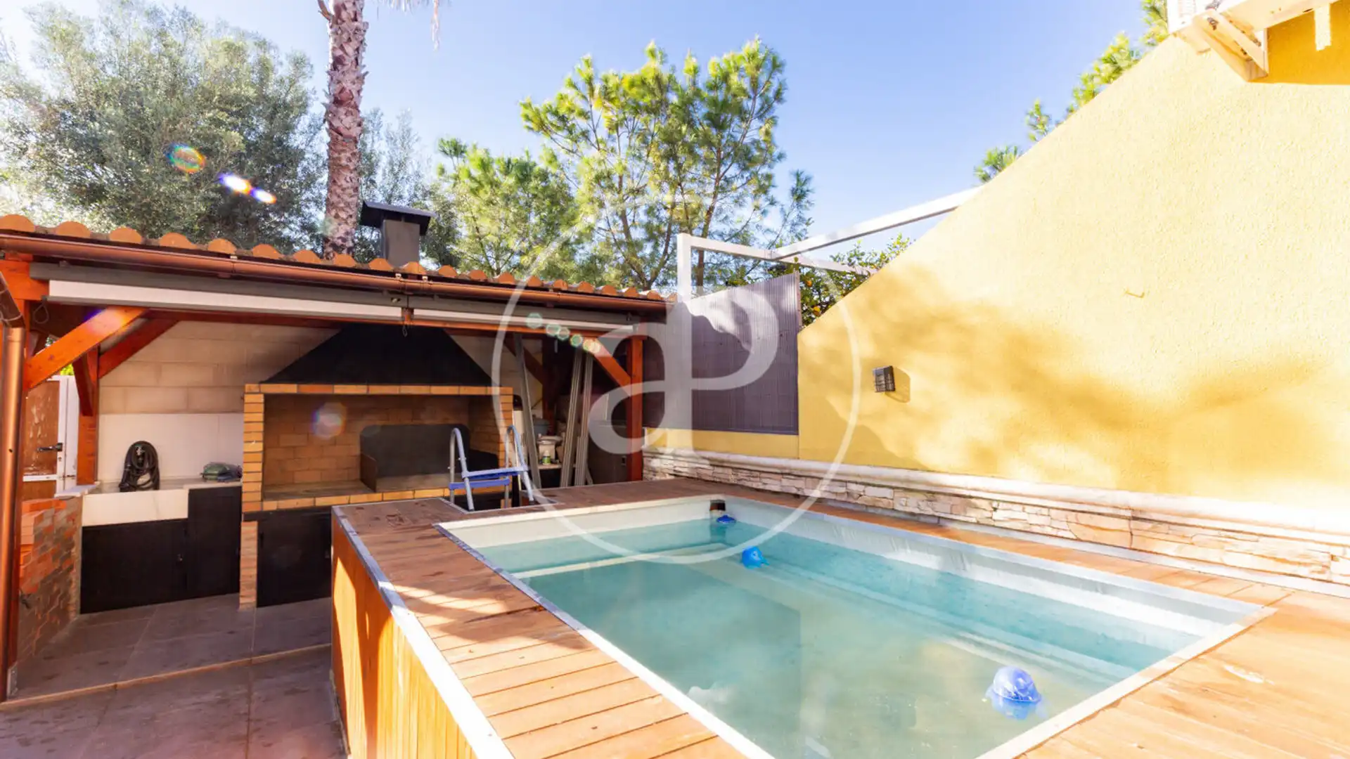 Swimming pool of Single-family semi-detached for sale in Riba-roja de Túria  with Air Conditioner, Heating and Private garden