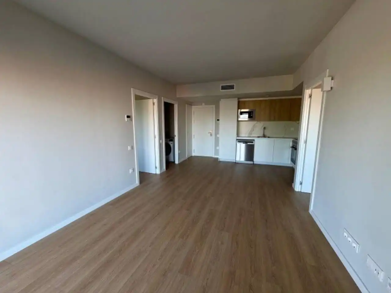 Living room of Flat for rent in Terrassa  with Air Conditioner, Heating and Parquet flooring