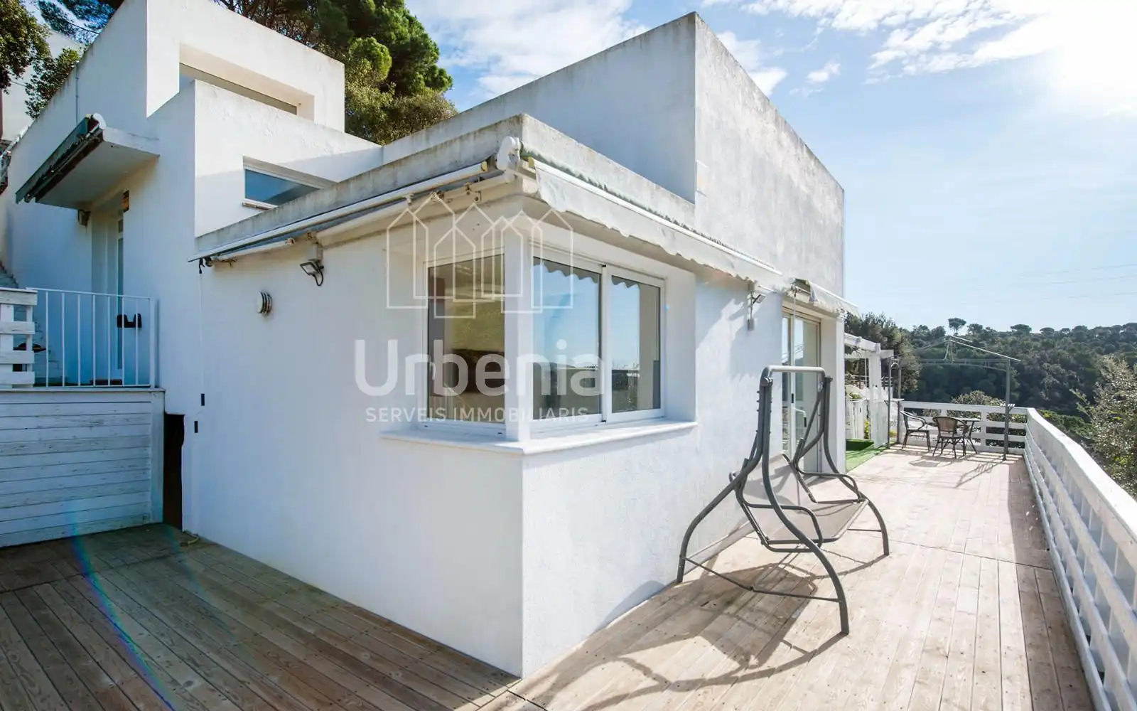 Vista exterior de Casa o xalet en venda en Sant Cebrià de Vallalta amb Aire condicionat, Calefacció i Terrassa