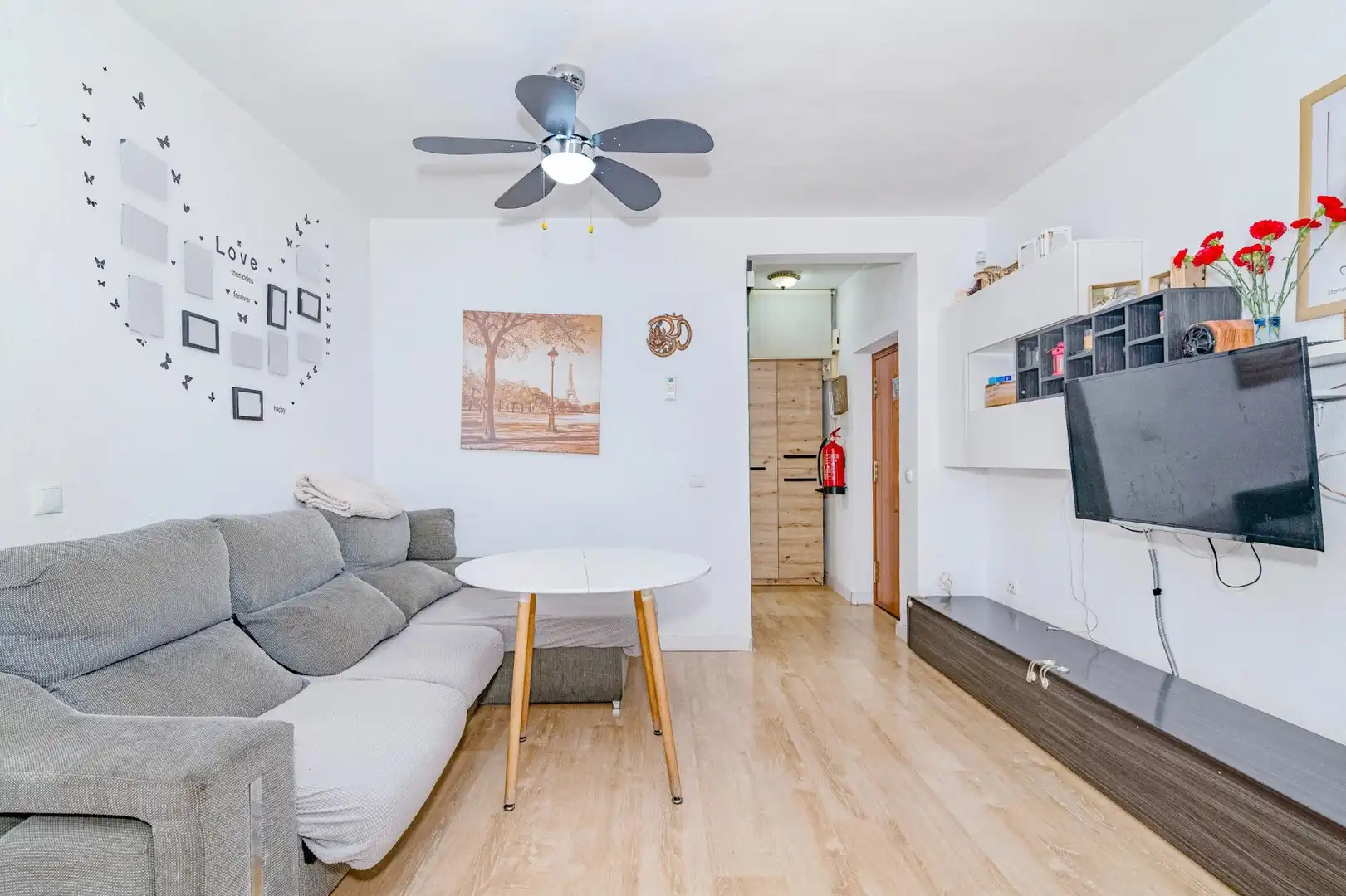 Sala d'estar de Pis en venda en Granada amb Aire condicionat i Calefacció