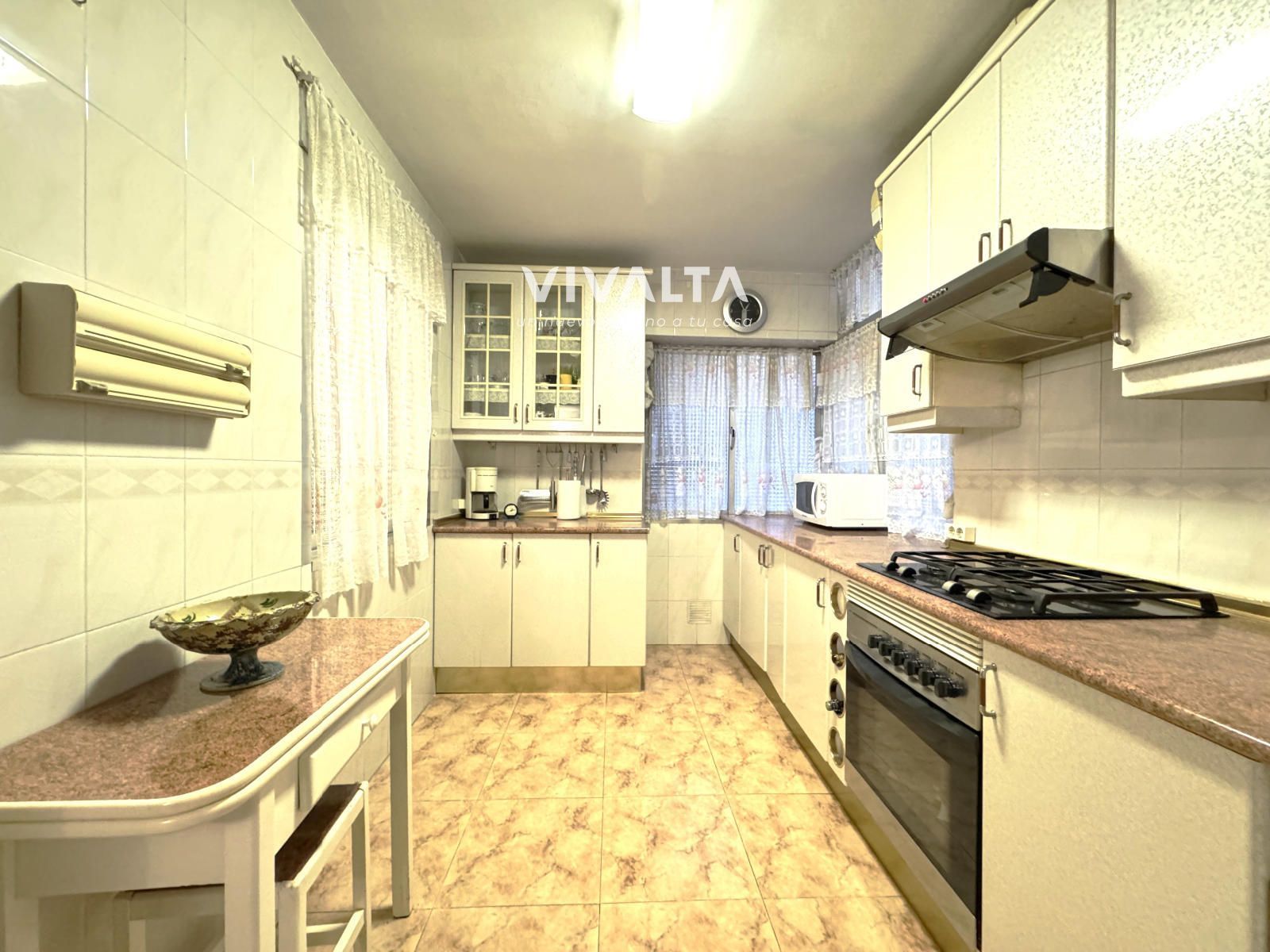 Cuina de Pis en venda en  Madrid Capital amb Aire condicionat, Calefacció i Moblat