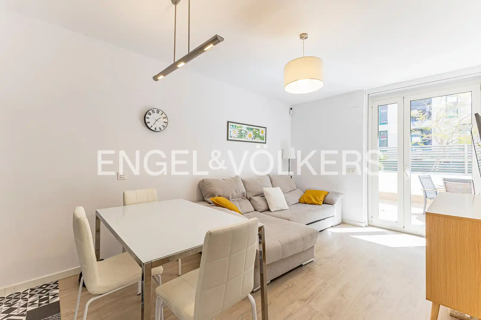 Living room of Flat for sale in  Barcelona Capital  with Air Conditioner, Heating and Terrace