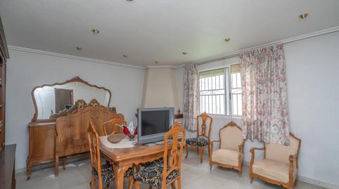 Foto 2 de Casa adosada en venda a Av. País Valenciano, Albatera, Alicante