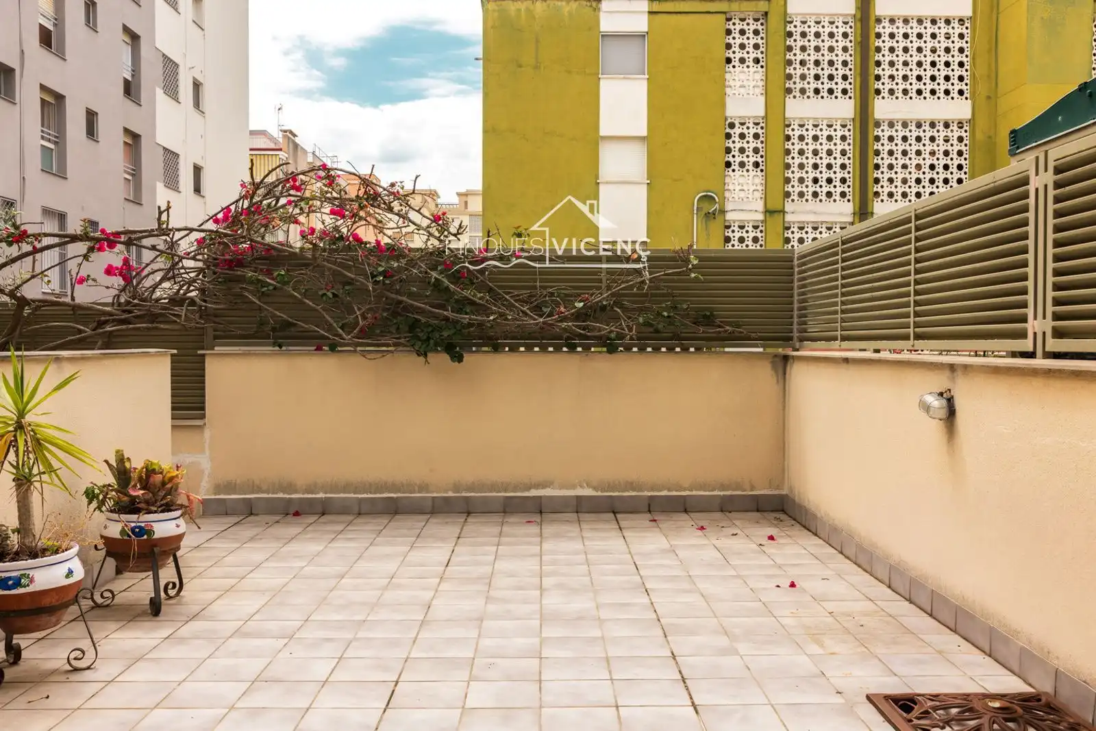 Terrasse von Wohnung zum Verkauf in Calafell mit Klimaanlage, Heizung und Terrasse