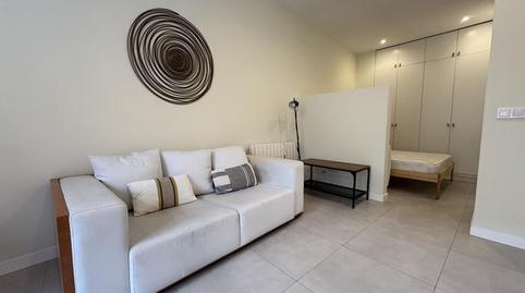 Foto 5 de Planta baja de alquiler en De la Hierbabuena, Berruguete,  Madrid Capital