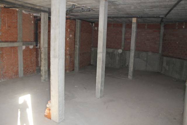 Local comercial en Alquiler en Monzón