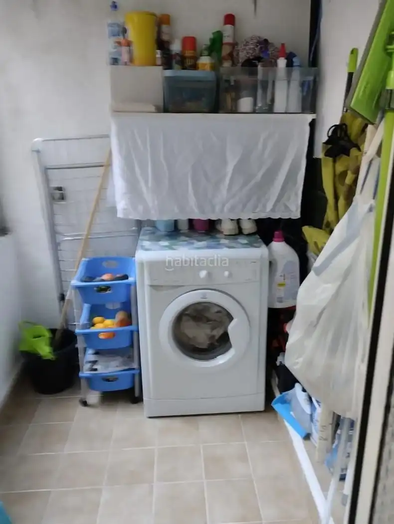 Flat with lift for sale in Carrer de Lluís Carulla 37, imagen 2