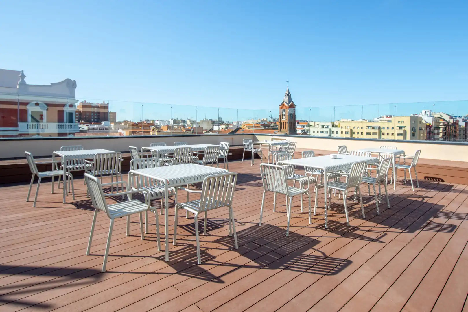 Terraza de Oficina de alquiler en Madrid con Aire acondicionado, Calefacción y Amueblado
